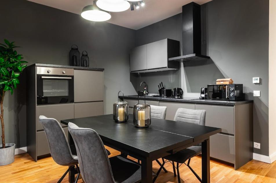 Authentic Apartment Next To Schwedenplatz Wiedeń Zewnętrze zdjęcie