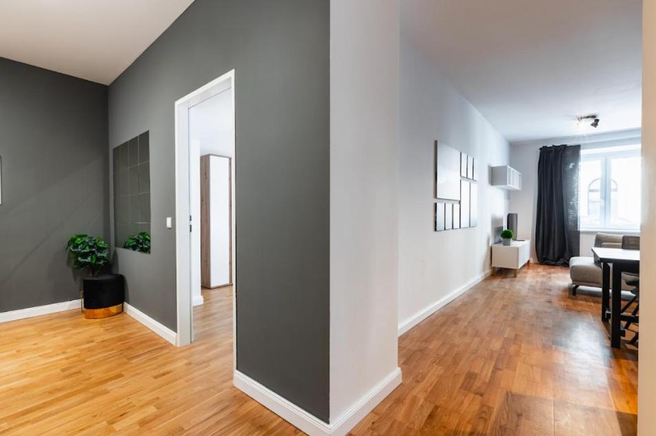 Authentic Apartment Next To Schwedenplatz Wiedeń Zewnętrze zdjęcie
