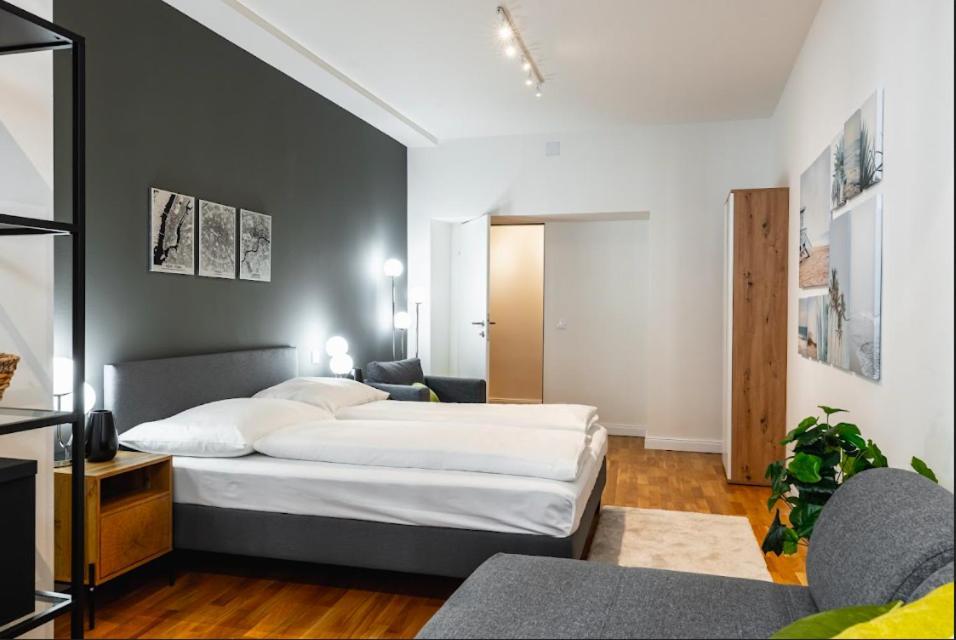 Authentic Apartment Next To Schwedenplatz Wiedeń Zewnętrze zdjęcie