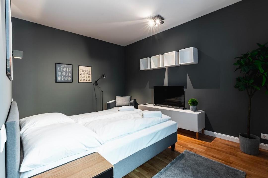 Authentic Apartment Next To Schwedenplatz Wiedeń Zewnętrze zdjęcie